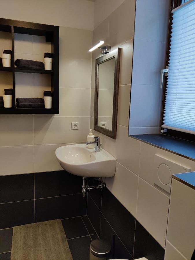 Holiday Home In Quiet Beautiful Area With Two Separate, Modern, Furnished Apartments Deutsch-Wagram Exterior photo